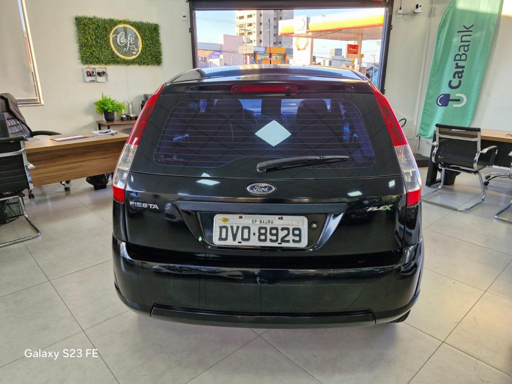 FORD Fiesta Hatch - Foto