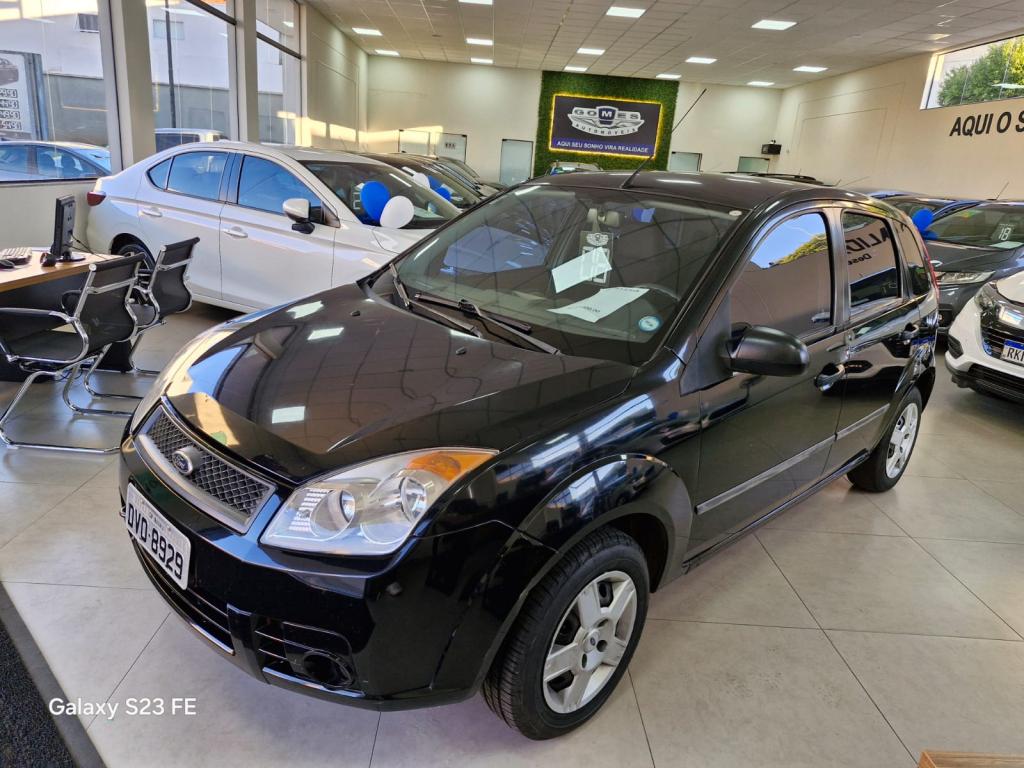 FORD Fiesta Hatch - Foto