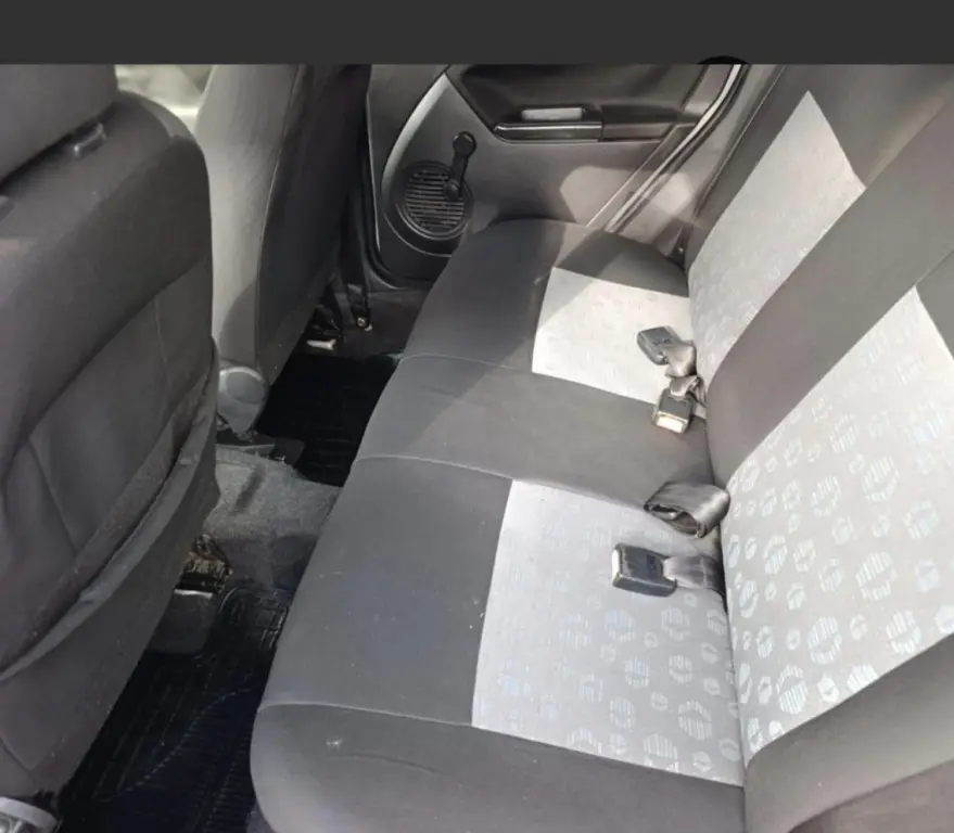 FORD Fiesta Hatch - Foto