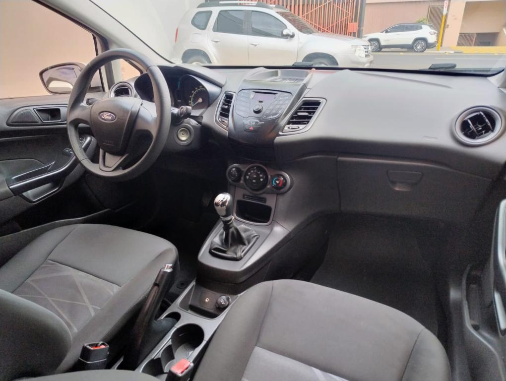 FORD Fiesta Hatch - Foto