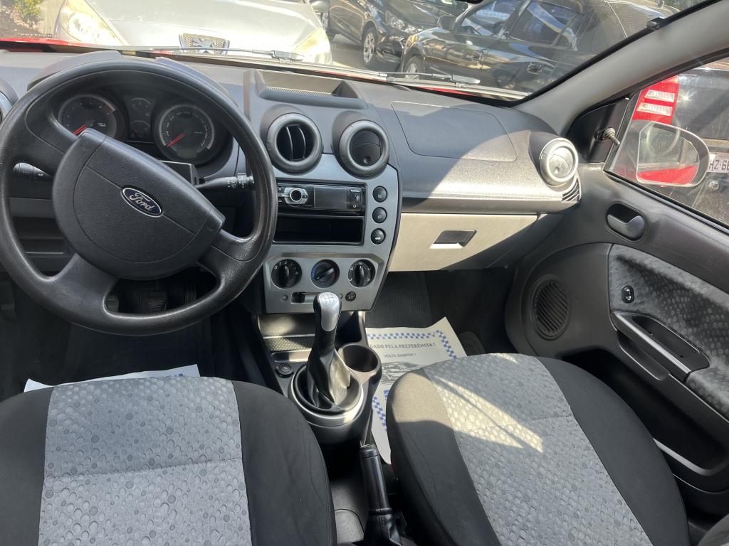 FORD Fiesta Hatch - Foto