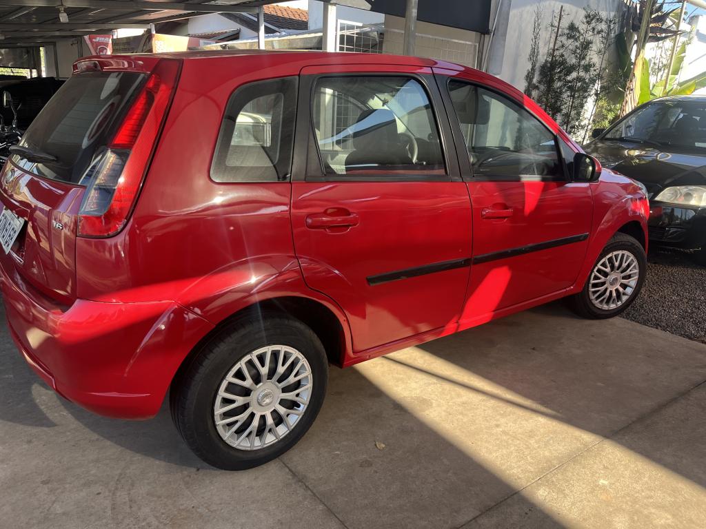 FORD Fiesta Hatch - Foto