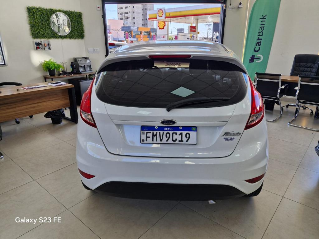FORD Fiesta Hatch - Foto