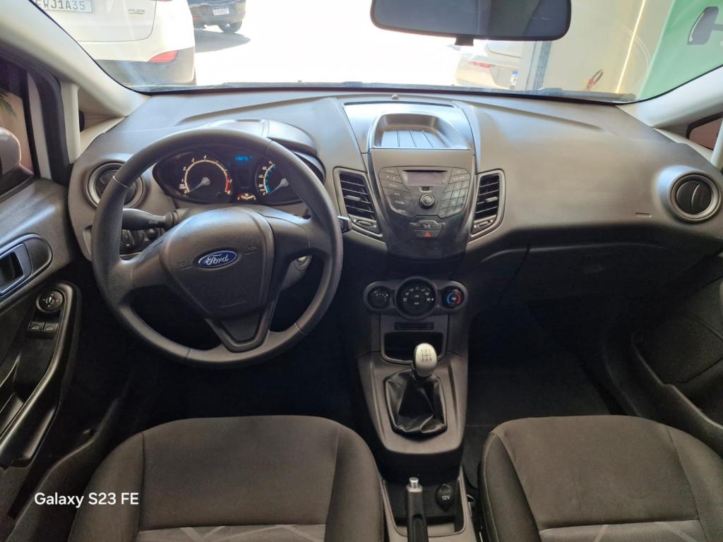 FORD Fiesta Hatch - Foto