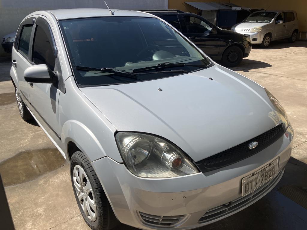 FORD Fiesta Hatch - Foto