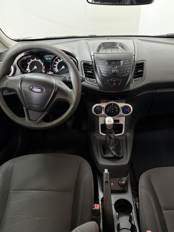 FORD Fiesta Hatch - Foto