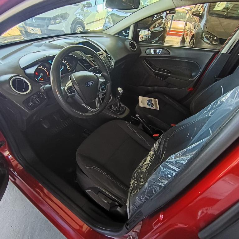 FORD Fiesta Hatch - Foto