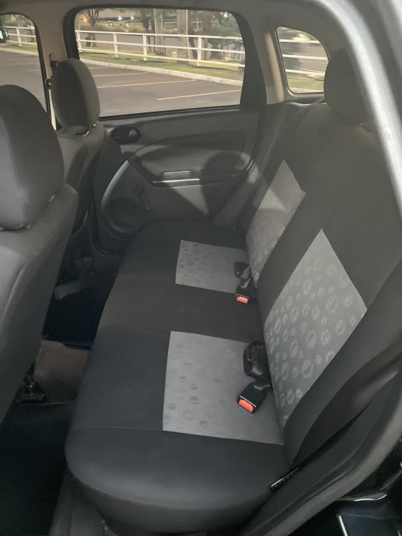 FORD Fiesta Hatch - Foto
