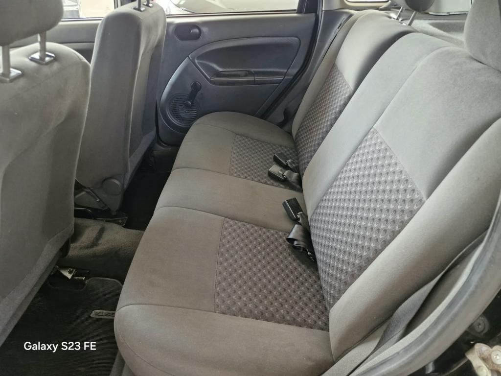 FORD Fiesta Hatch - Foto