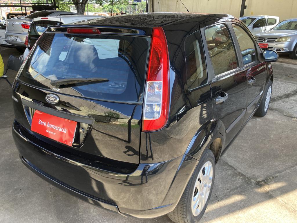 FORD Fiesta Hatch - Foto