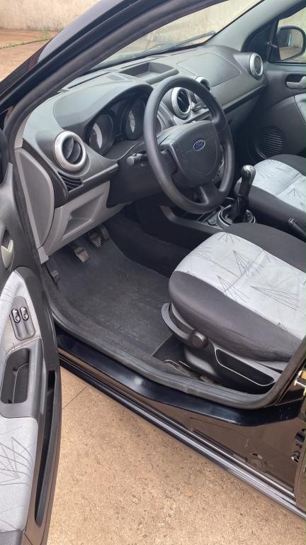 FORD Fiesta Hatch - Foto