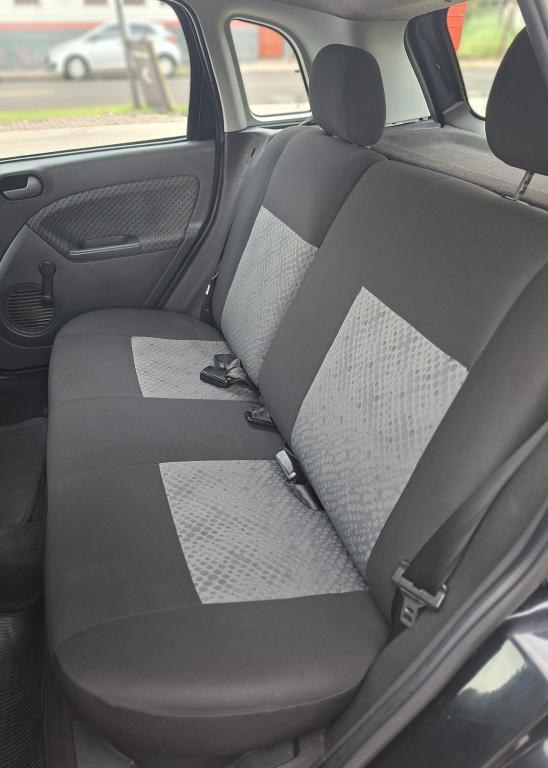 FORD Fiesta Hatch - Foto