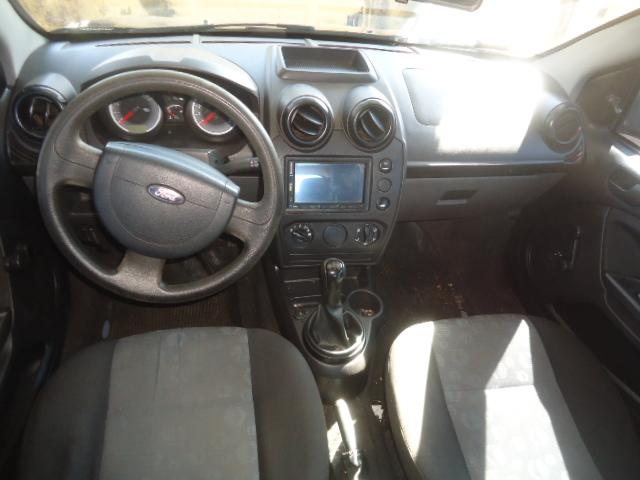 FORD Fiesta Hatch - Foto