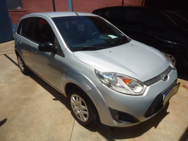 FORD Fiesta Hatch - Foto