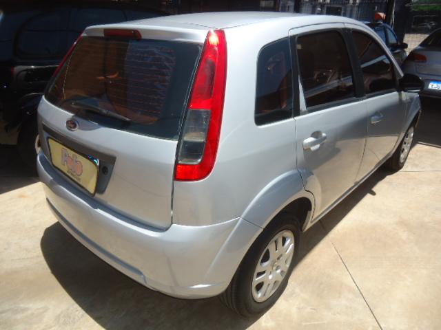 FORD Fiesta Hatch - Foto