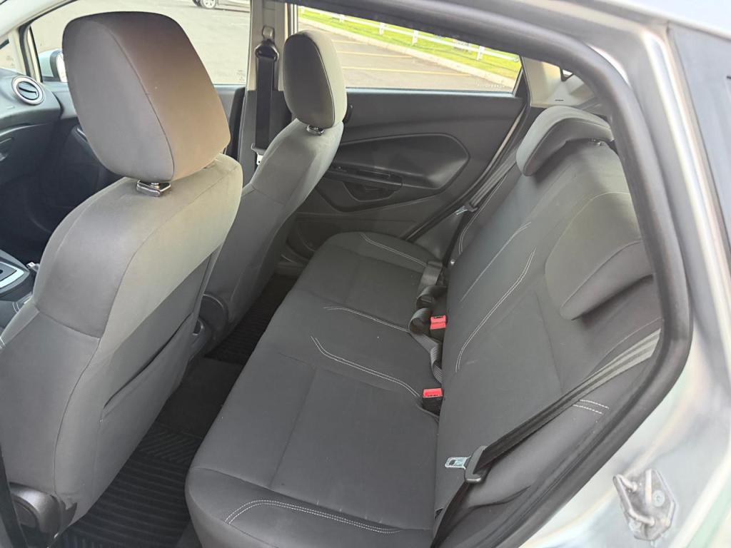 FORD Fiesta Hatch - Foto