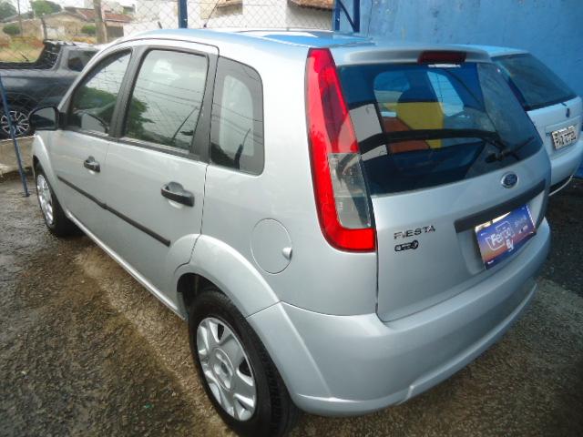 FORD Fiesta Hatch - Foto
