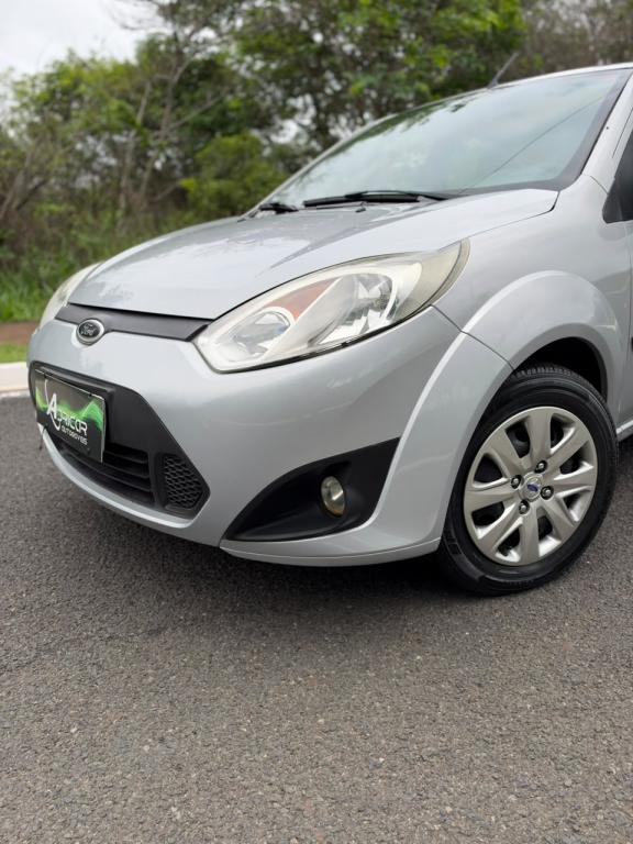 FORD Fiesta Hatch - Foto