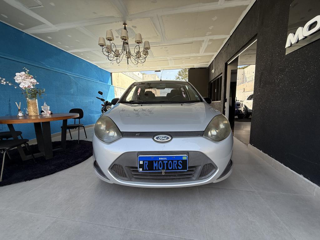 FORD Fiesta Sedan - Foto