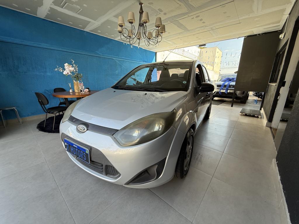 FORD Fiesta Sedan - Foto