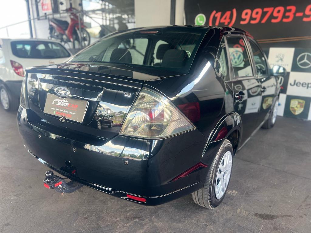 FORD Fiesta Sedan - Foto