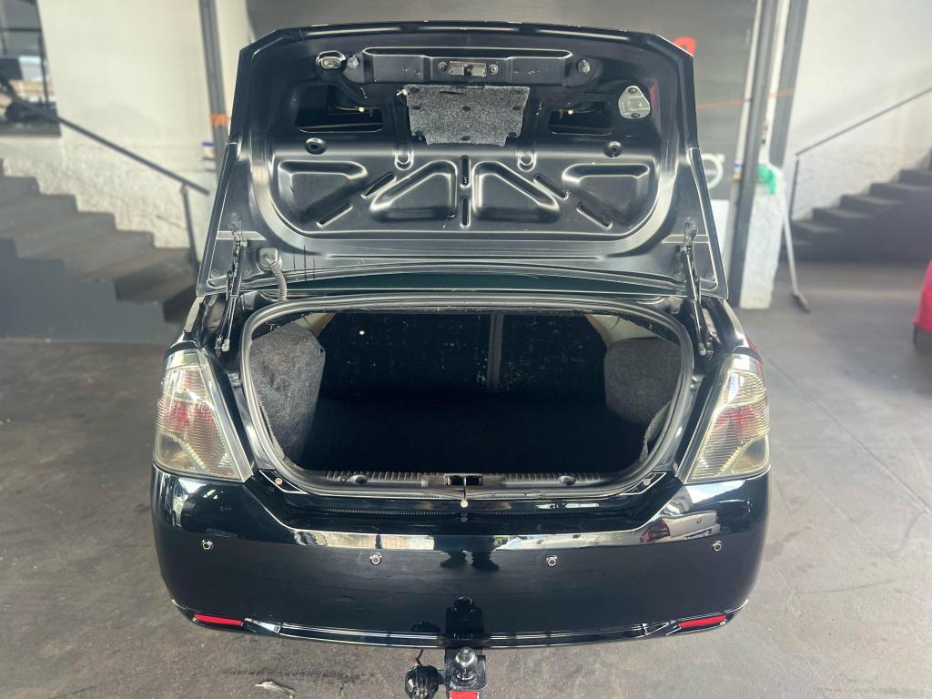 FORD Fiesta Sedan - Foto