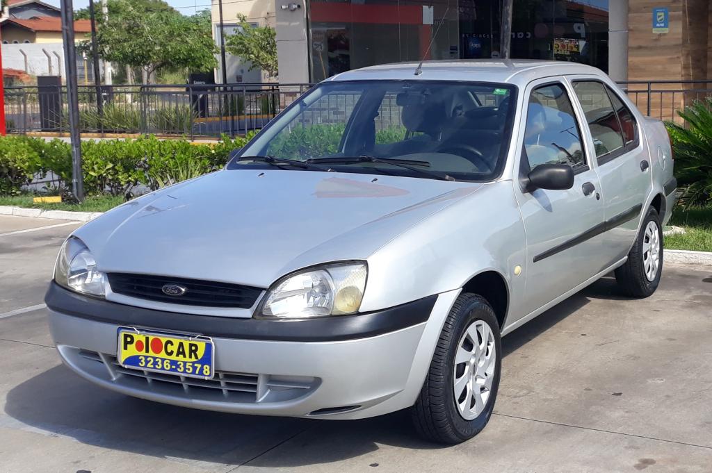 FORD Fiesta Sedan