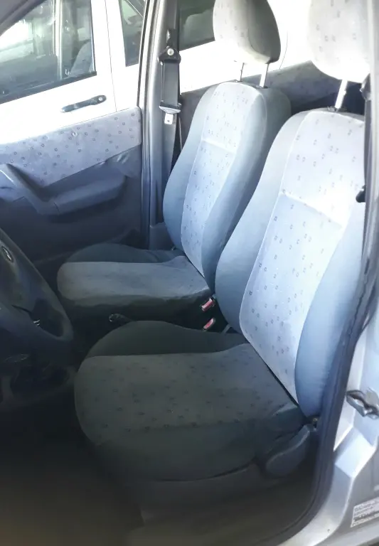 FORD Fiesta Sedan - Foto