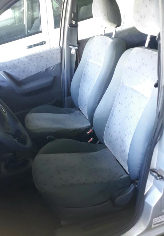 FORD Fiesta Sedan - Foto