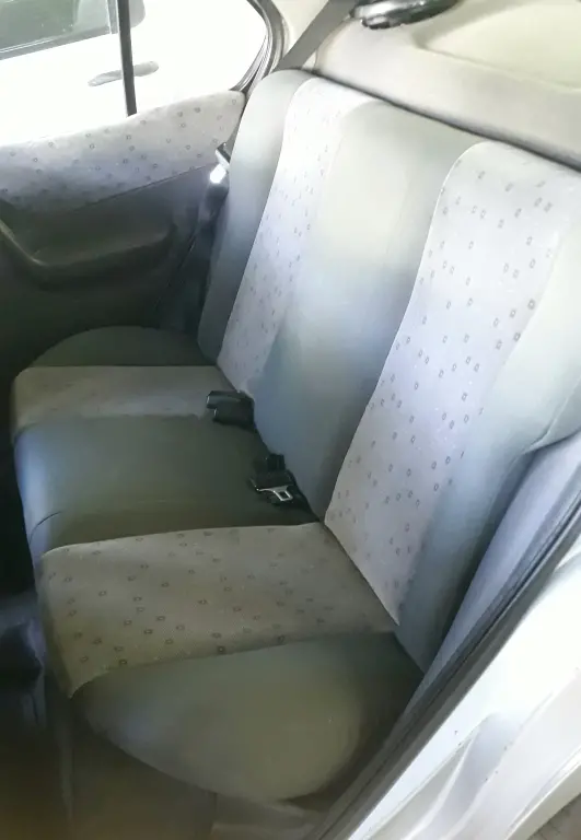 FORD Fiesta Sedan - Foto