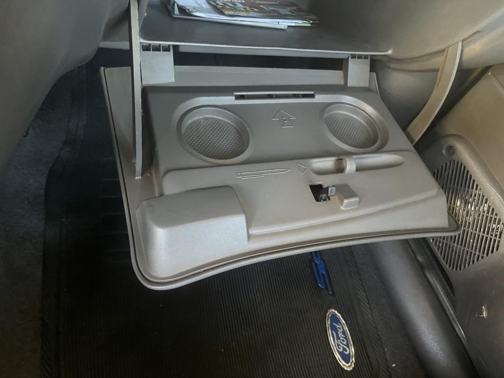 FORD Fiesta Sedan - Foto