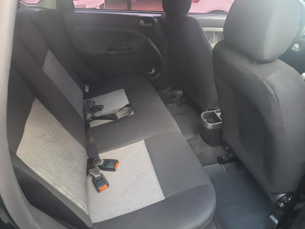 FORD Fiesta Sedan - Foto
