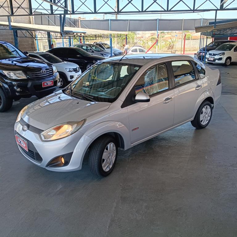 FORD Fiesta Sedan - Foto