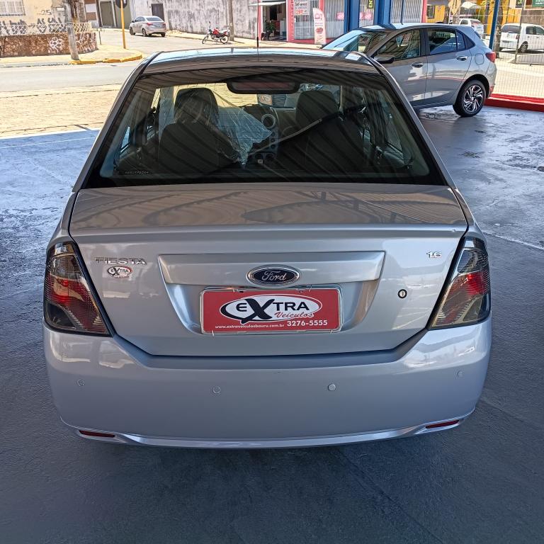 FORD Fiesta Sedan - Foto
