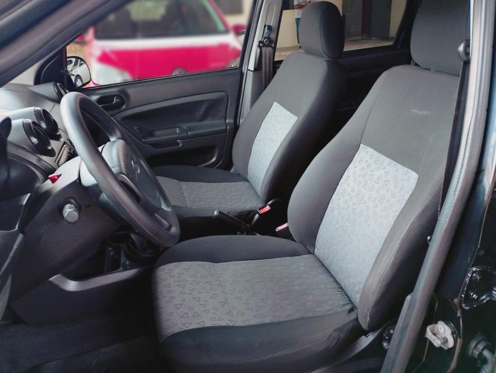 FORD Fiesta Sedan - Foto