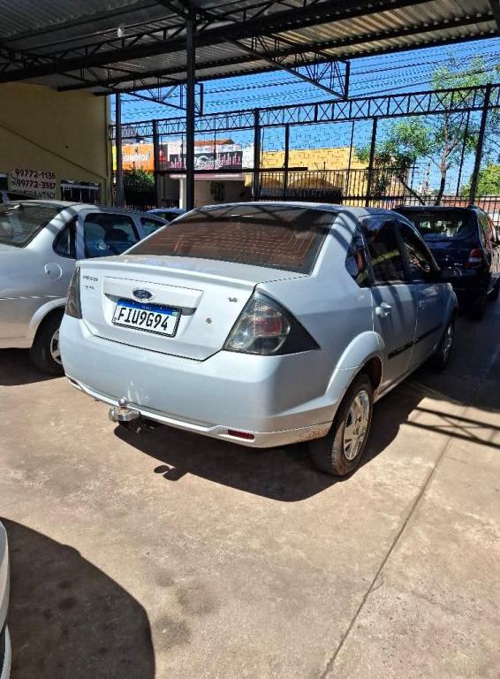 FORD Fiesta Sedan - Foto