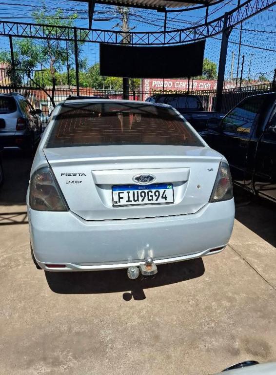 FORD Fiesta Sedan - Foto