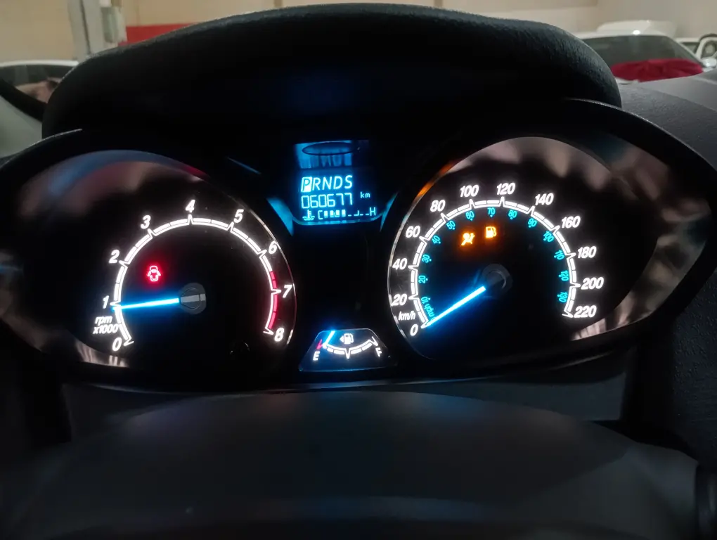 FORD Fiesta Sedan - Foto