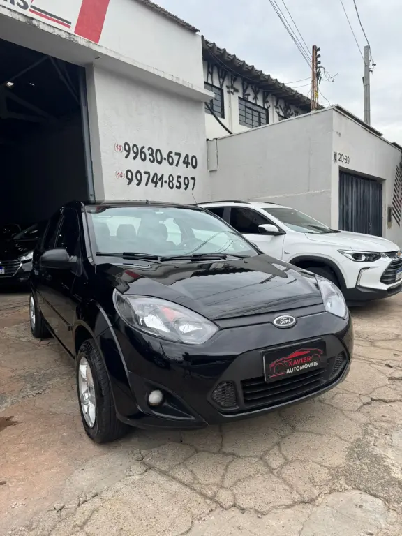 FORD Fiesta Sedan - Foto