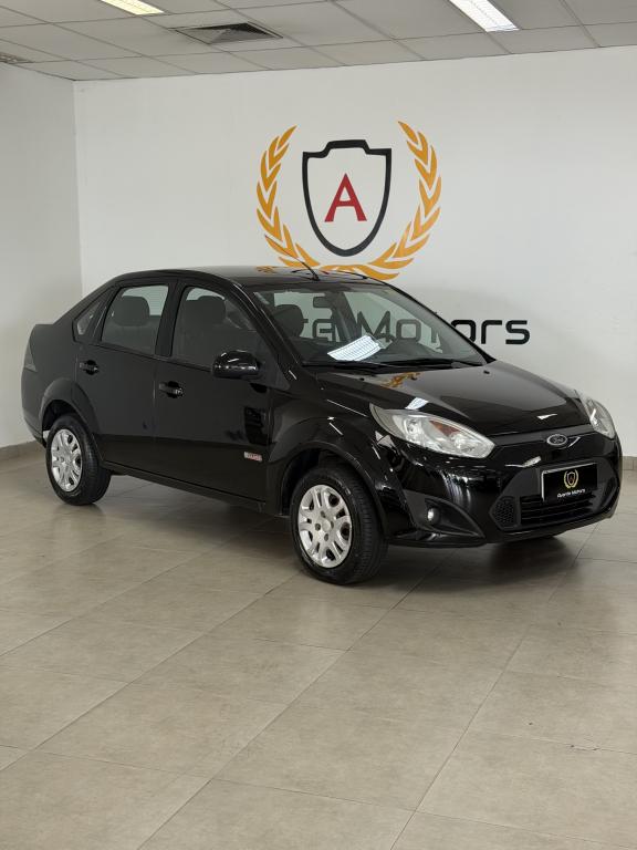 FORD Fiesta Sedan