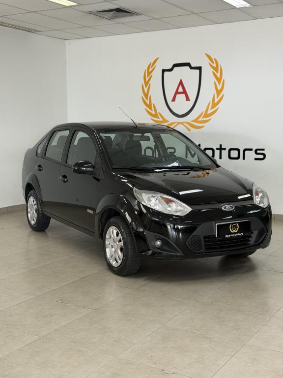 FORD Fiesta Sedan - Foto