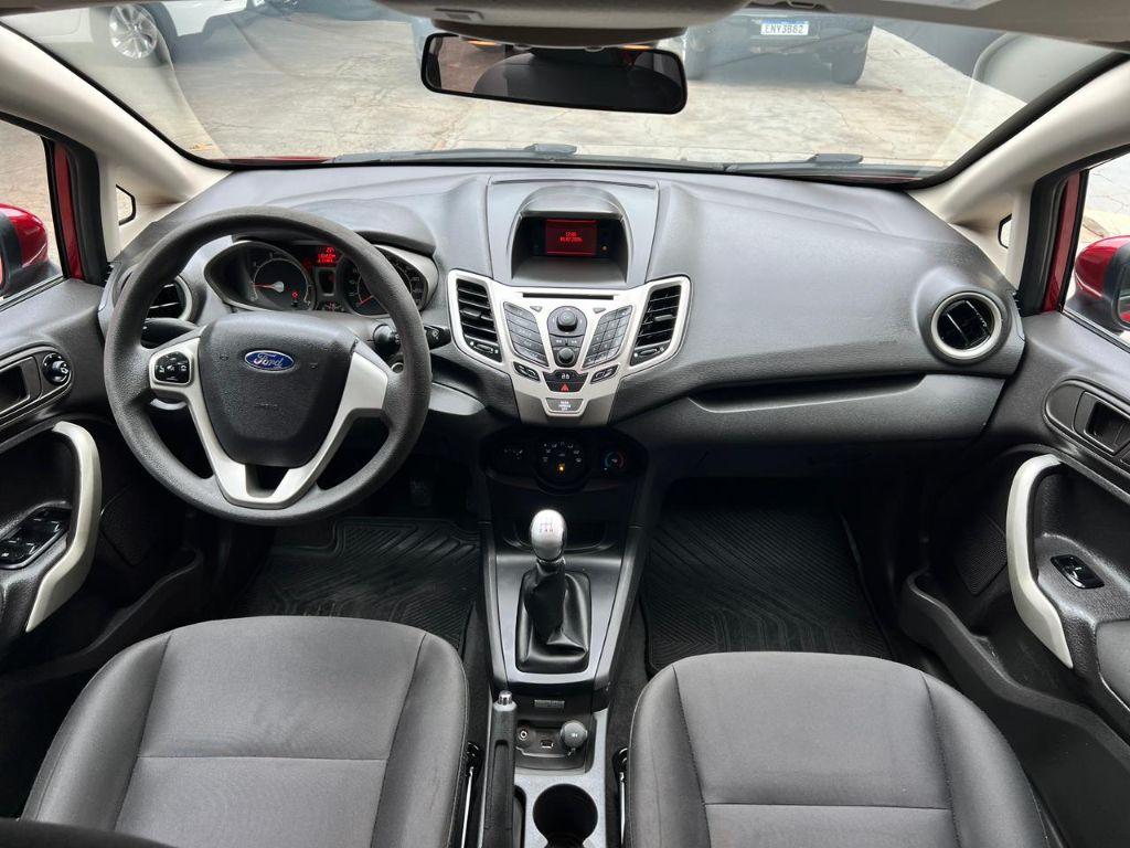 FORD Fiesta Sedan - Foto