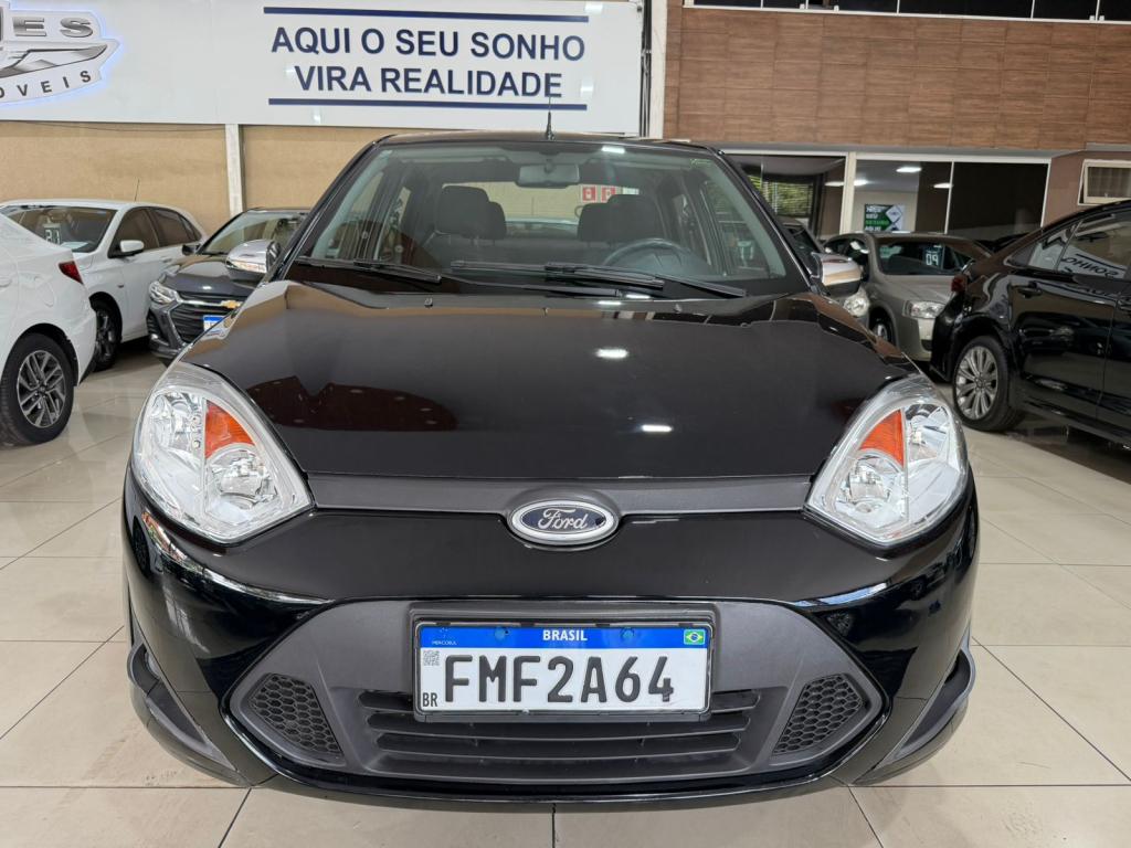 FORD Fiesta Sedan - Foto