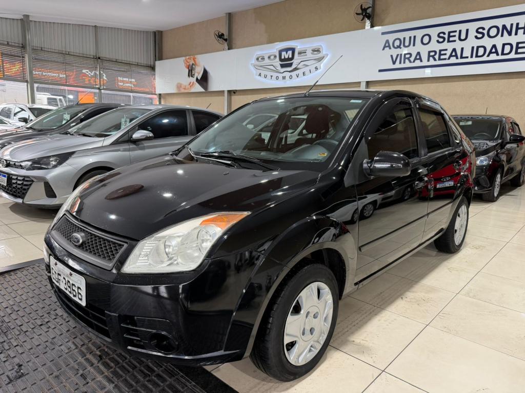 FORD Fiesta Sedan - Foto