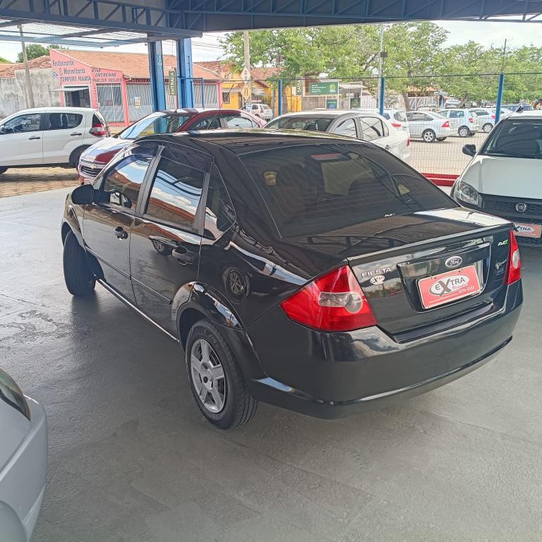 FORD Fiesta Sedan - Foto