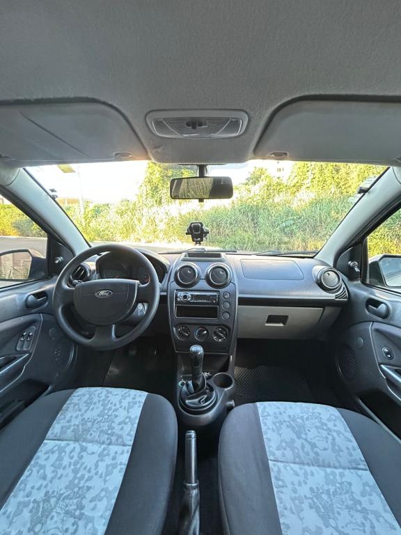 FORD Fiesta Sedan - Foto