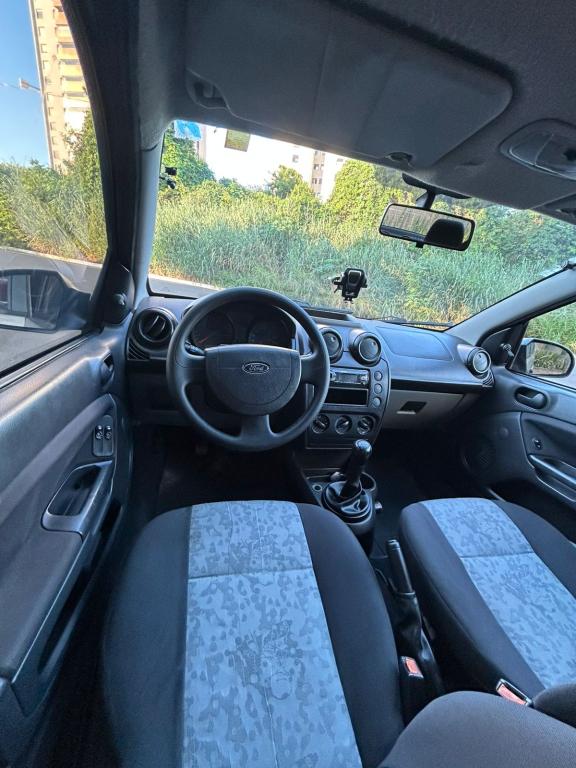 FORD Fiesta Sedan - Foto