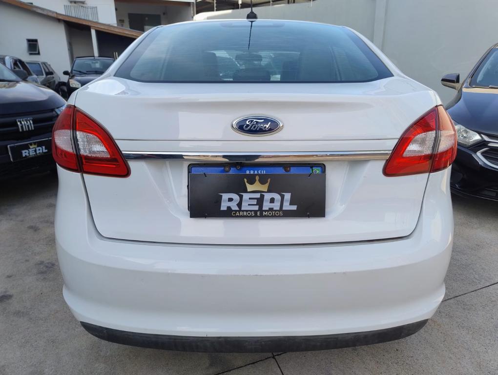 FORD Fiesta Sedan - Foto