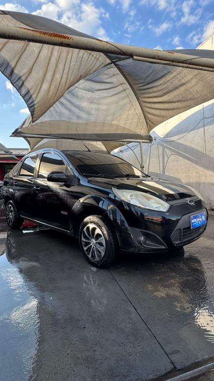 FORD Fiesta Sedan - Foto