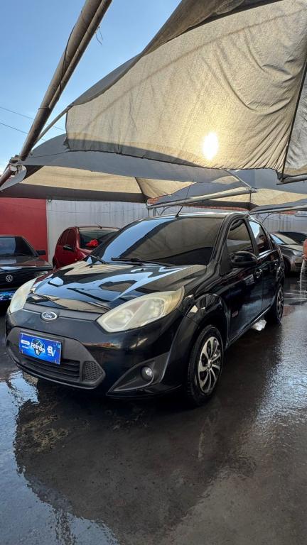 FORD Fiesta Sedan